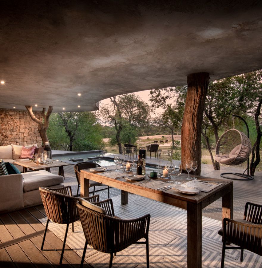 Chitwa Chitwa House — suite and interior