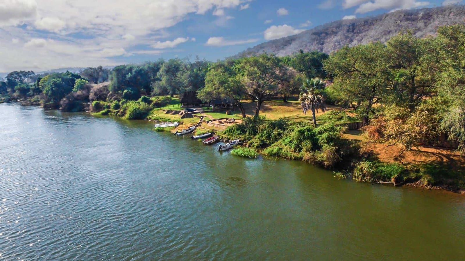 Masau Lodge — Zimbabwe luxury safari lodge