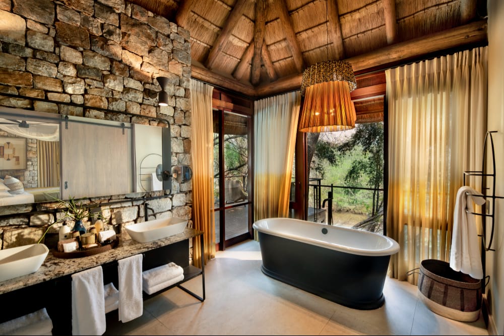 Morukuru Owner's House — game drive and wildlife